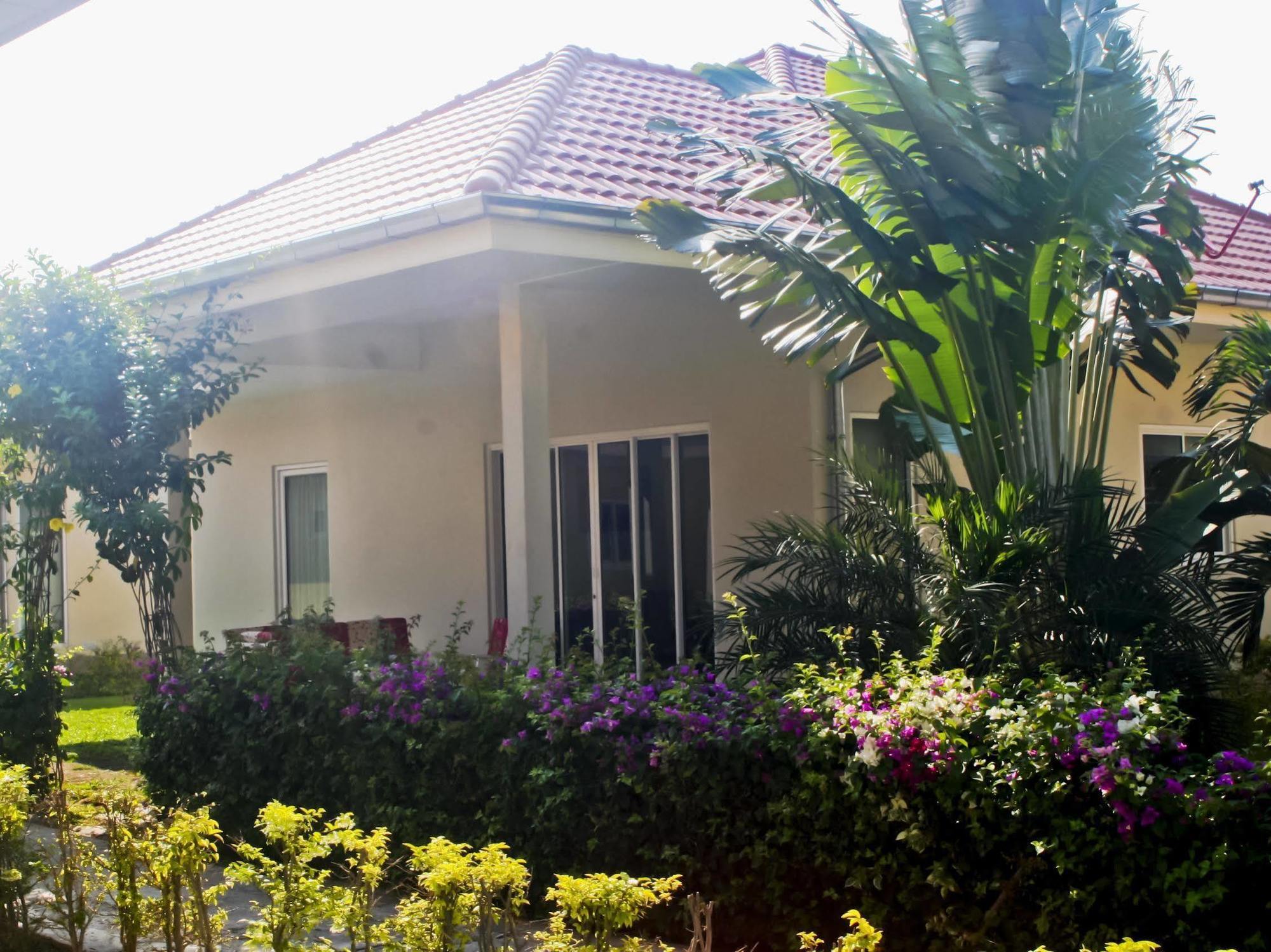 Garden Hills Villa Resort Cha-Am Buitenkant foto